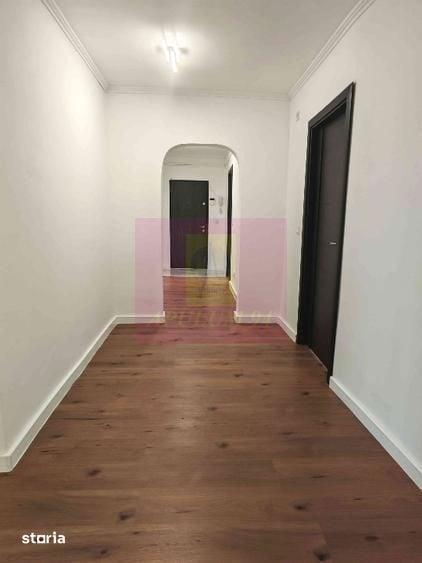 Apartament cu 4 camere decomandat în Centrul Civic