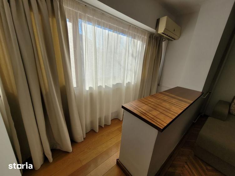 Apartament cu 2 camere decomandat în Centrul Civic