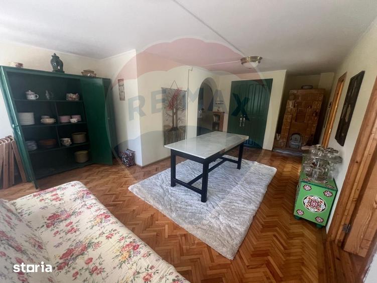 Casă cu Teren 2362 Mp în Tulnici