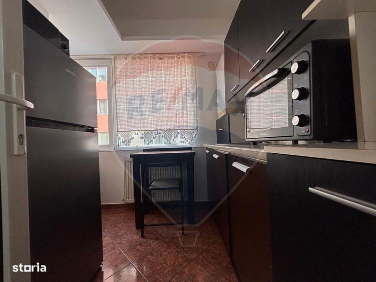 Apartament cu 2 camere, mobilat în Tomis Nord