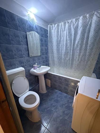 Proprietar, inchiriez apartament 2 camere decomandat - 4