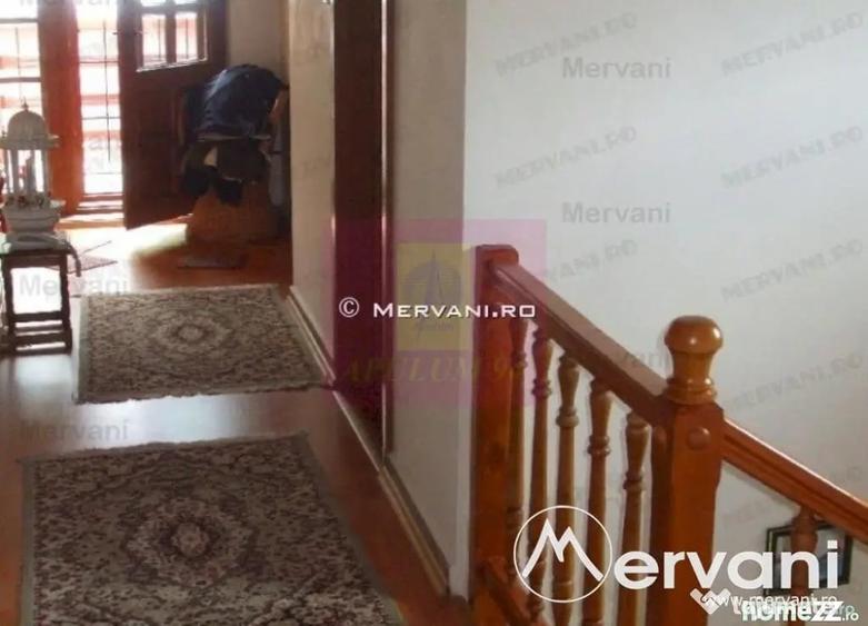 Casă cu 5 camere cu Teren 545 Mp în Bușteni
