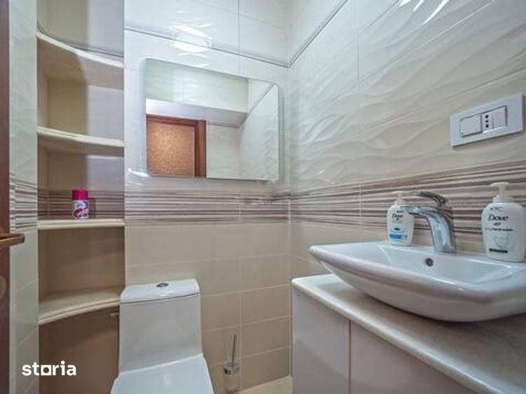 Apartament cu 4 camere decomandat în Centrul Civic