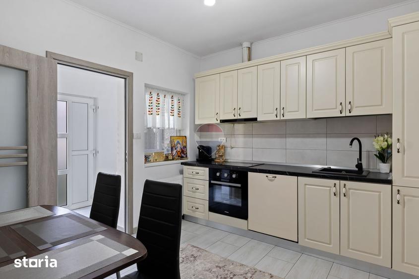 Casa in Pecica, gata de mutare renovata ?i complet utilata - 18