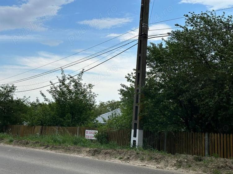 Casă cu 5 camere cu Teren 5000 Mp în Central