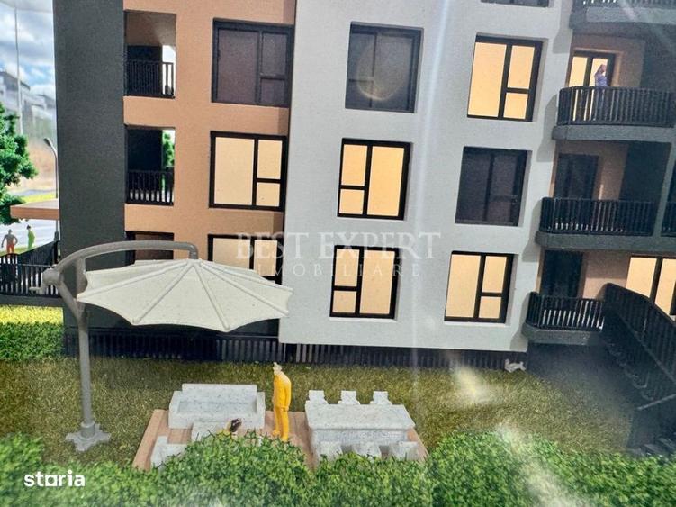 Apartament cu 3 camere decomandat în Cățelu