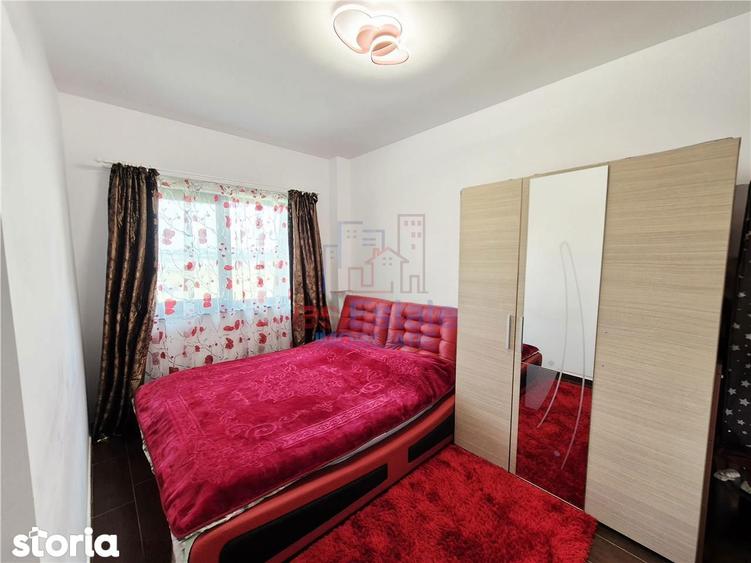 Apartament cu 3 camere în Tomești