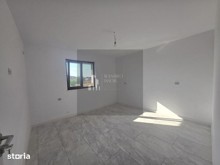 Casă cu 6 camere cu Teren 300 Mp în Central