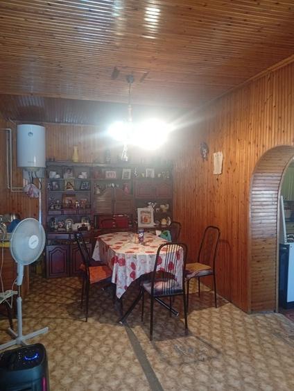 Casă cu 3 camere în Central