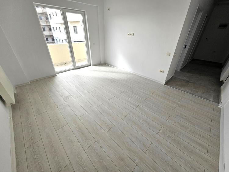 Garsonieră decomandată în Haliu