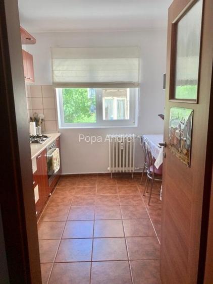 Apartament 2 camere metrou