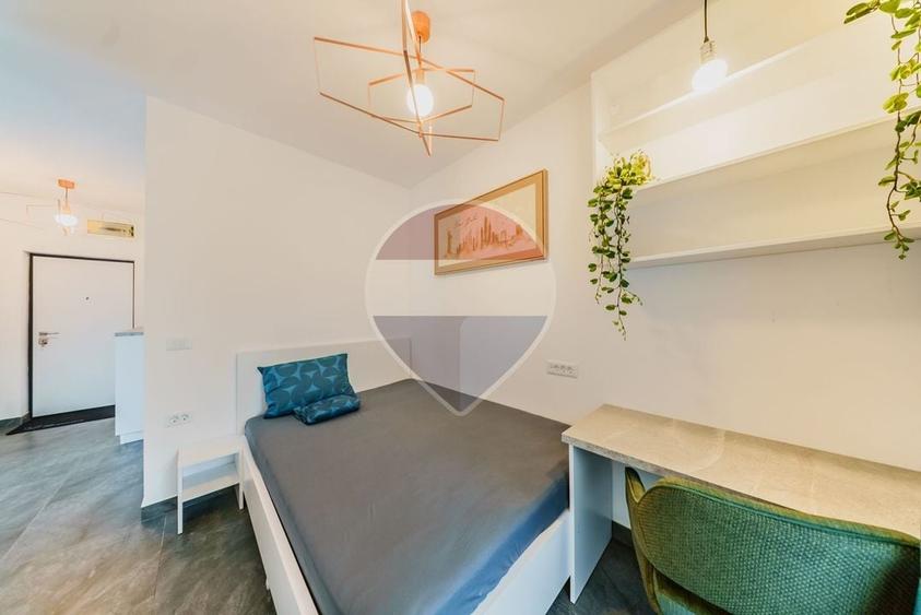Apartament cu 2 camere semidecomandat, mobilat în Confecții