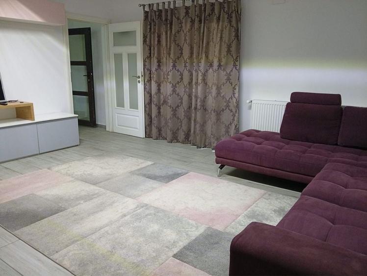 Casă cu 3 camere cu Teren 239 Mp în Tunari