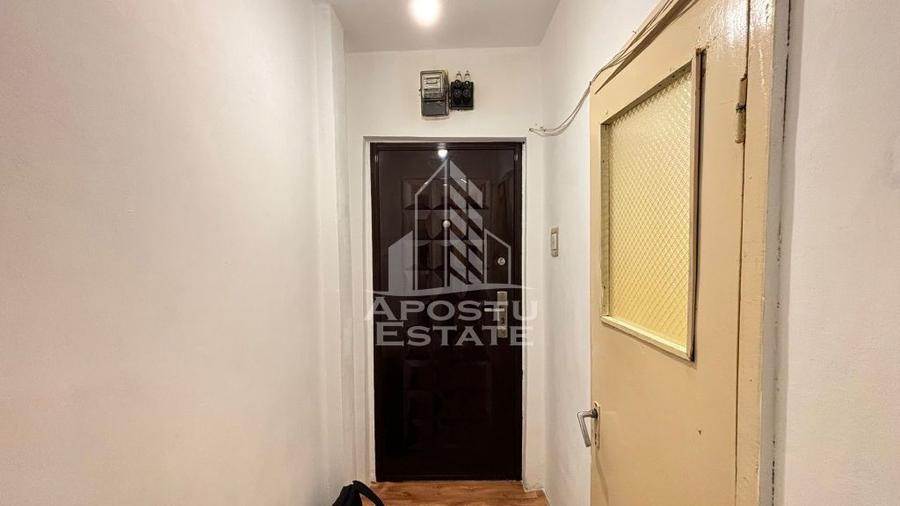 Apartament cu 2 camere in zona Sagului, etajul intai - 3