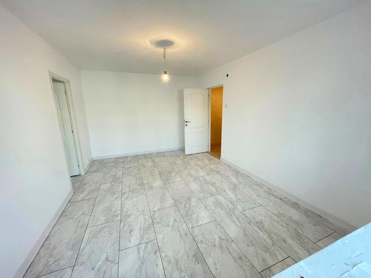 Apartament cu 2 camere semidecomandat în Tătărași
