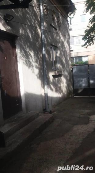 Casă cu 4 camere cu Teren 185 Mp în P-ța Victoriei
