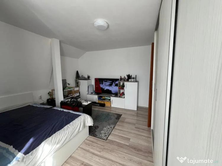 Apartament cu 3 camere semidecomandat în Gheorgheni