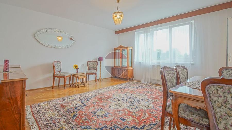 Apartament cu 3 camere de închiriat în zona Blumana - 10