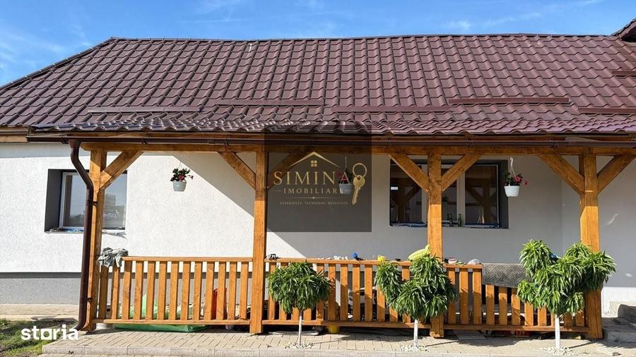 Casă cu 4 camere în Chirileu