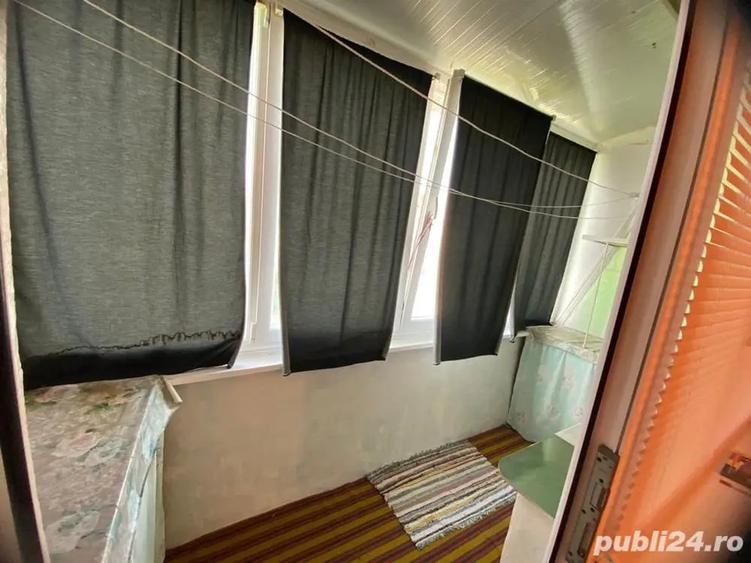 Apartament cu 2 camere semidecomandat în Braniștea