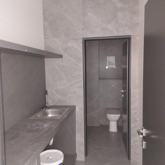 Spațiu comercial, de 96 mp, în Central