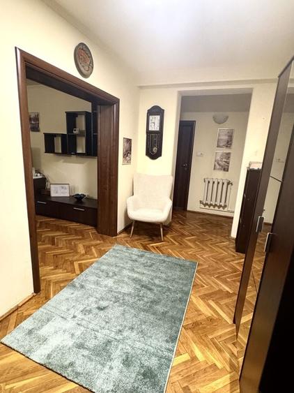 Apartament cu 3 camere în Central