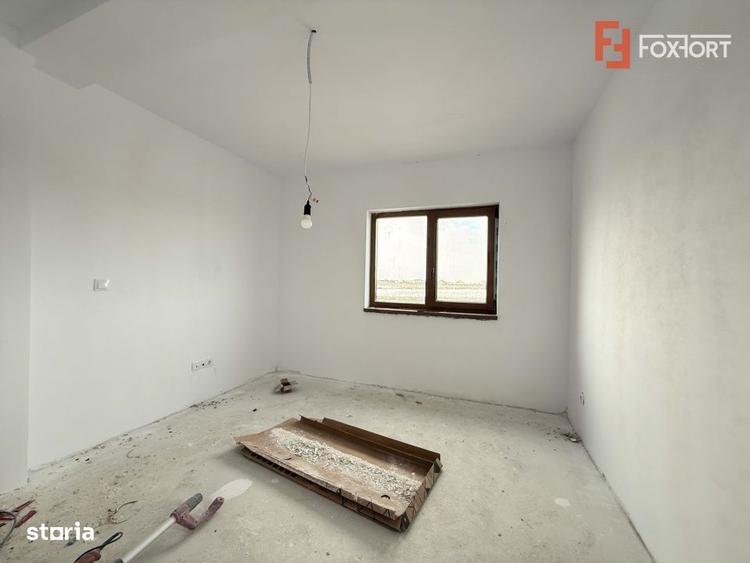 Casă cu 4 camere în Exterior Nord