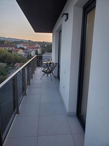 Apartament cu 2 camere decomandat în Bună Ziua