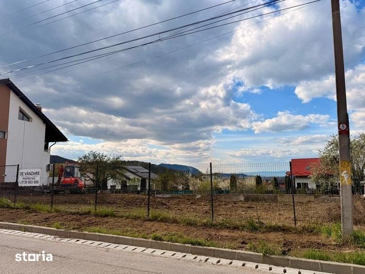 Teren de 470 mp, în Central