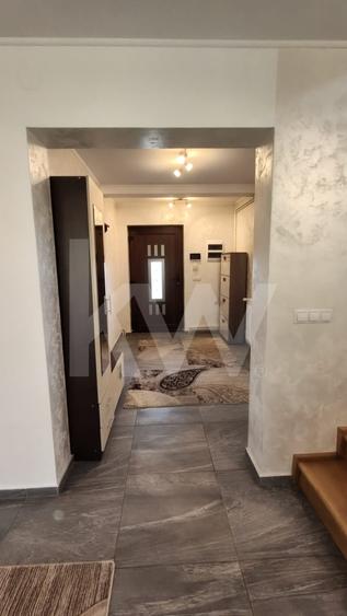 Casă individuală cu 5 camere cu Canalizare în Cisnădie