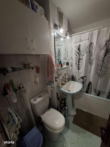 Apartament cu 3 camere decomandat în Inel II