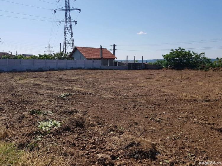 Teren de 1800 mp, în Schela