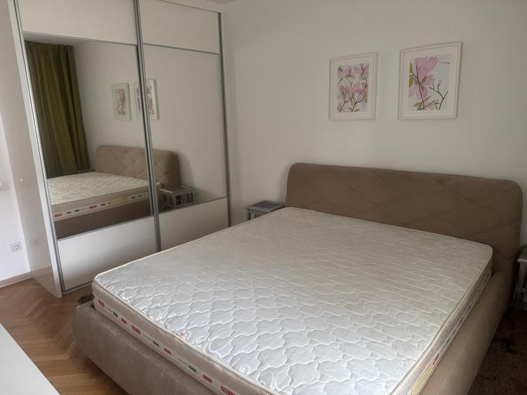 Apartament cu 3 camere decomandat în Ștrand
