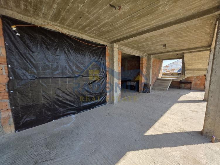 Casă individuală cu 6 camere cu Canalizare în Lipănești