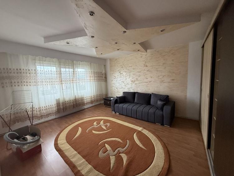 Apartament cu 3 camere în Mănăștur