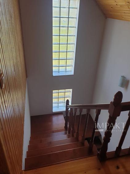 Casă individuală cu 4 camere cu Teren 1300 Mp în Dealu Negru