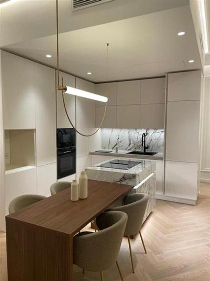 Apartament cu 3 camere decomandat în Floreasca
