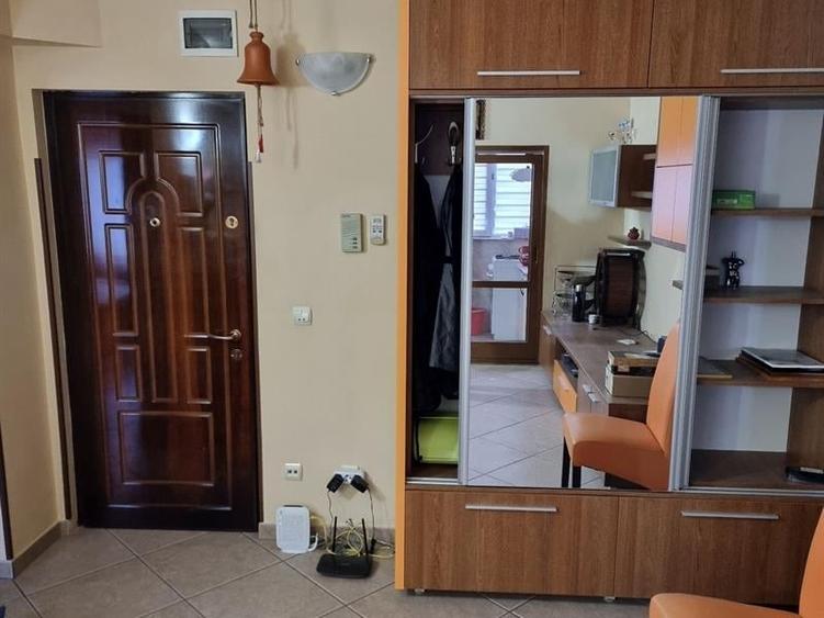 Apartament cu 2 camere decomandat în Burdujeni