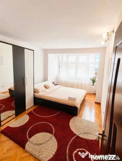Apartament cu 3 camere decomandat în Griviței