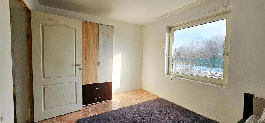 Casă cu 5 camere cu Teren 1407 Mp în Exterior Vest