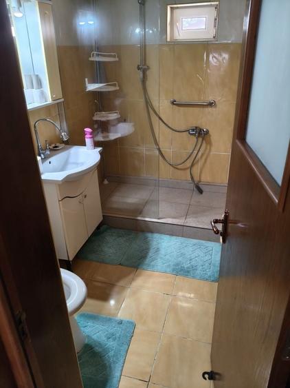 Casă cu 3 camere cu Teren 250 Mp în Valu lui Traian