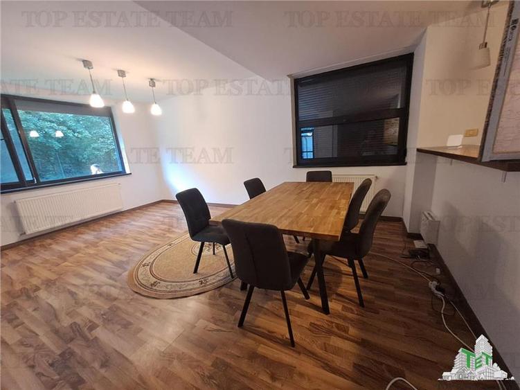 Casă individuală cu 7 camere cu Teren 505 Mp în Corbeanca