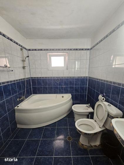 Casă cu Teren 274 Mp în Zorilor