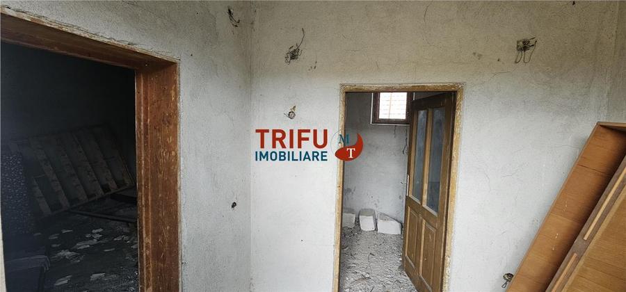 Casă cu 4 camere cu Canalizare în Ciugud