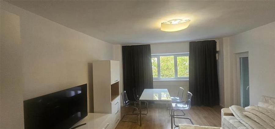 Apartament cu 3 camere decomandat, mobilat în Unirii