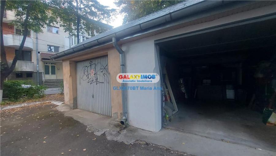 Spațiu comercial, de 22 mp, în Central