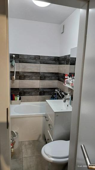 Apartament cu 2 camere semidecomandat în Florilor