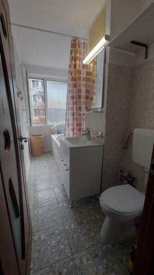 Apartament cu 2 camere decomandat în Cantemir
