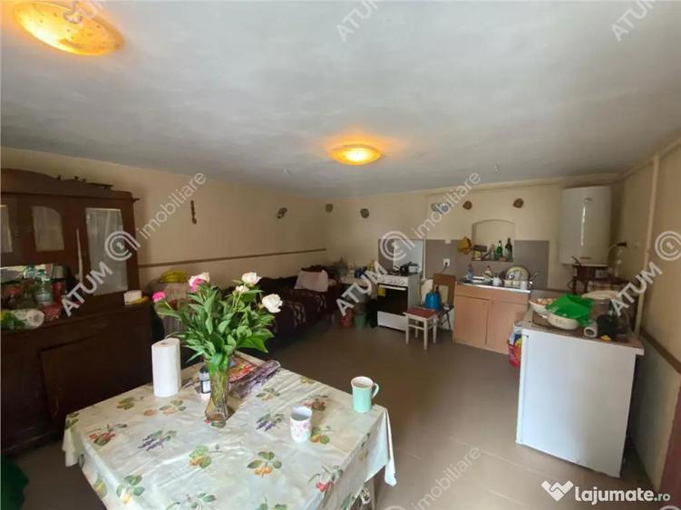 Casa cu 4 camere si anexe in comuna Mohu din Selimbar - 8