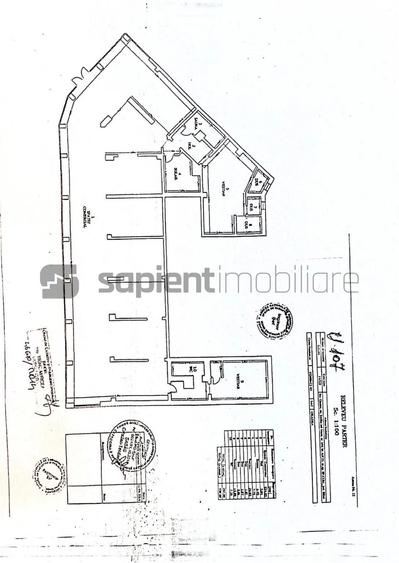 Spațiu comercial, de 300 mp, în Rogerius